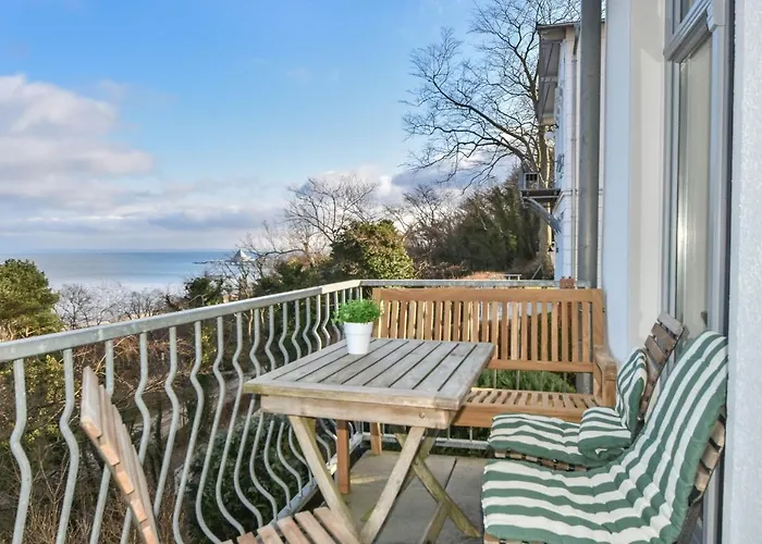 Haus Am Kliff 08 Апартаменты *